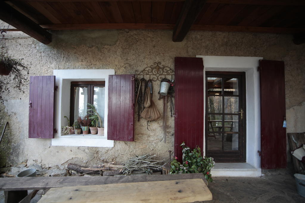 Centro Trekking A Cavallo Monte Brugiana Pension Massa  Buitenkant foto